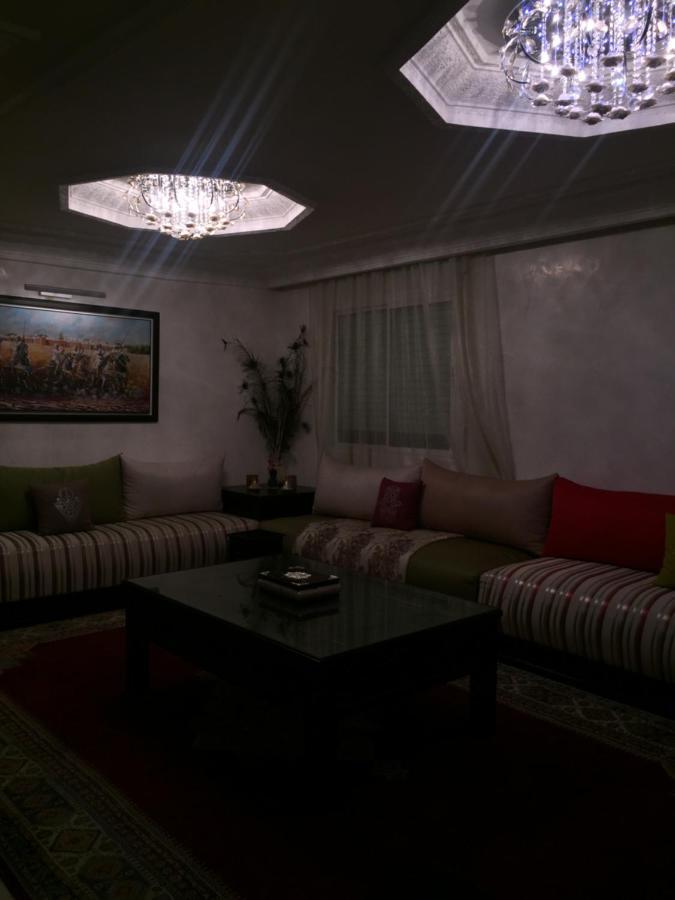 Ayam Room 세일 외부 사진